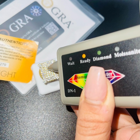 VVS Moissanite ring GRA CERTIFIED 100% passes diamond tester , 14k Gold Vermeil - Picture 3 of 8